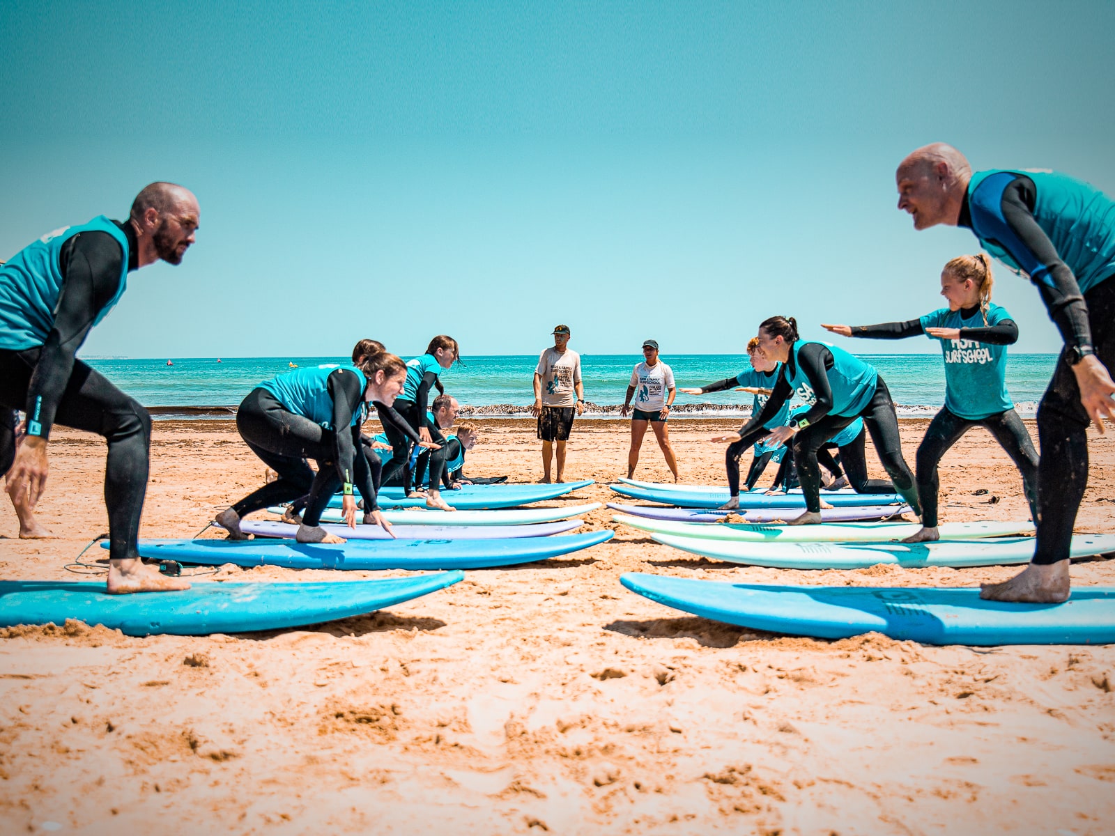 Surf with your family - Group Surf Lesson